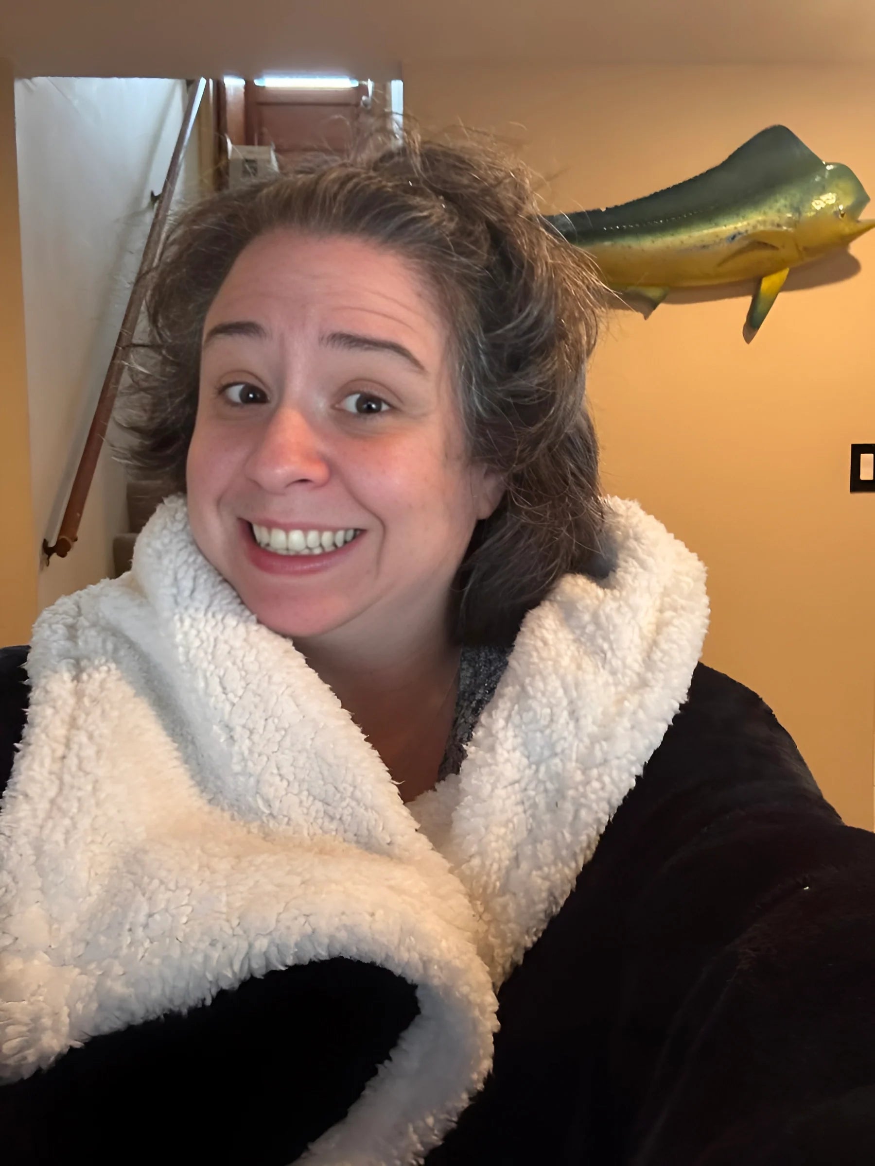 HeyShapely customer at home